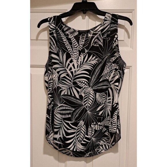 NWOT Banana Republic Tropical Palm Print Black & White Sleeveless Top Size Small - Picture 1 of 7